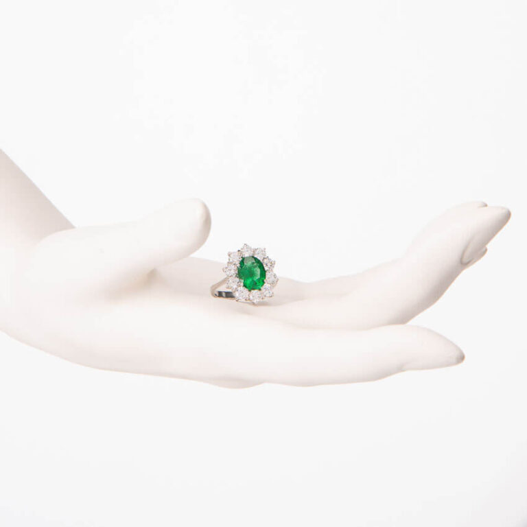Anello fidanzamento verde smeraldo corona zirconi 2